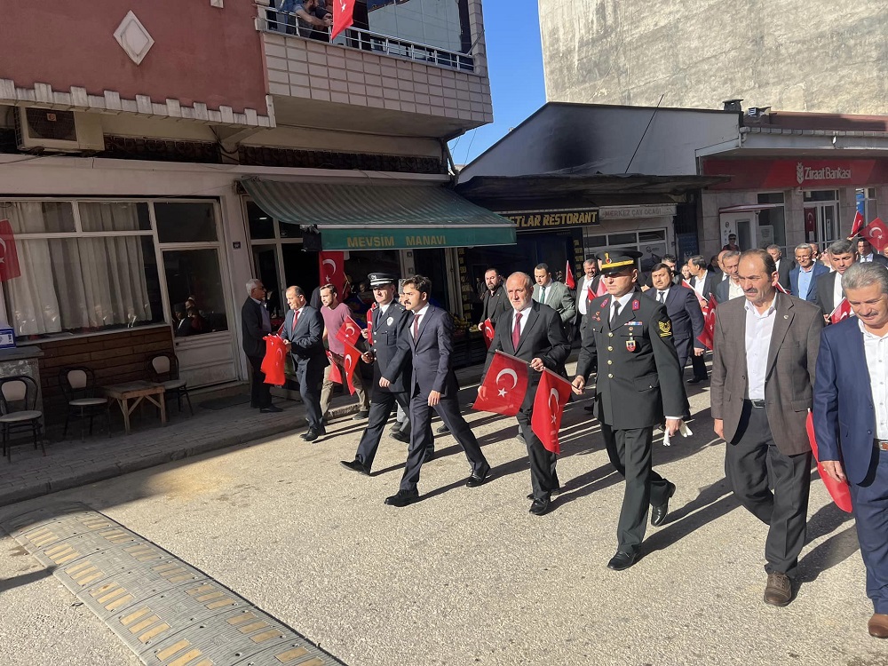 29 Ekim Cumhuriyet Bayramı’nın 100. Yıldönümü Coşkuyla Kutlandı 
